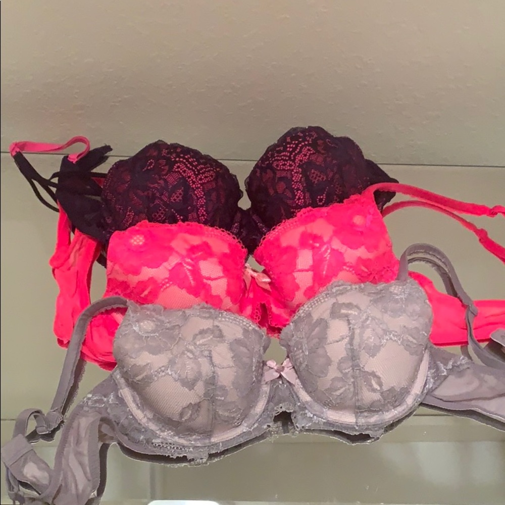 Victoria’s Secret bras